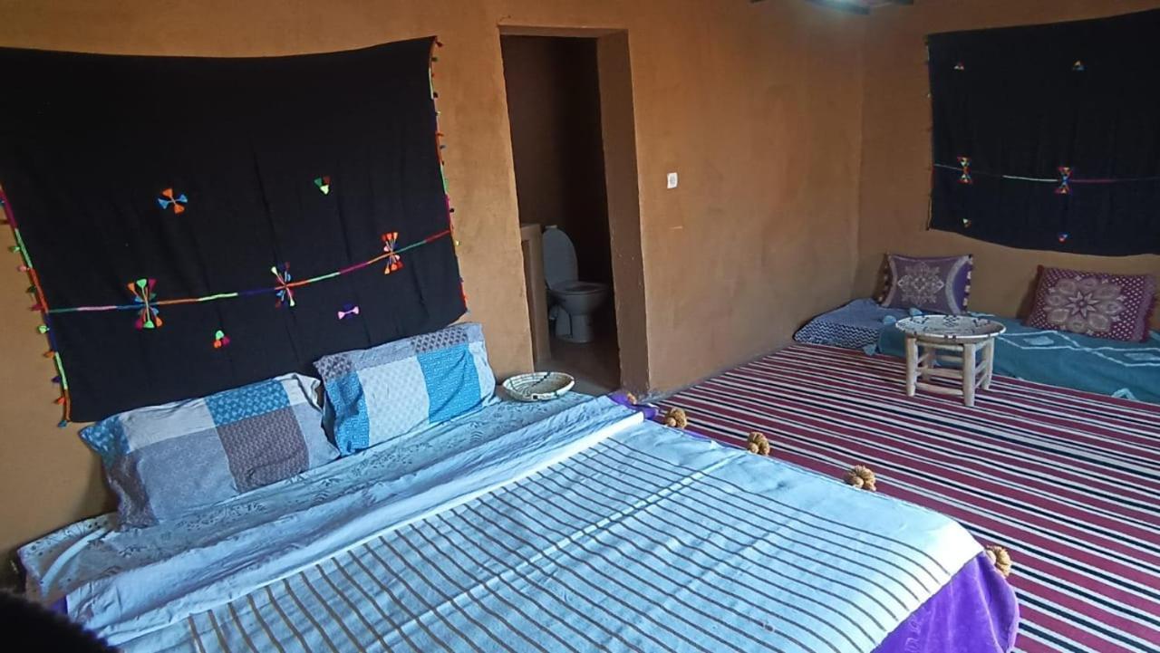 Отель Mhamid Yaya Camp & Activites Мхамид Экстерьер фото